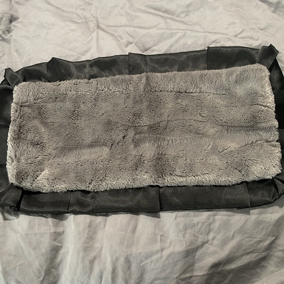 Baby Minky Couture blanket size is roughly 18” x 10.5”.  NWOT - Picture 3 of 3